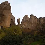 Lithos Guest house