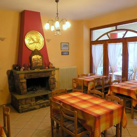 Lithos 게스트하우스 칼람파카